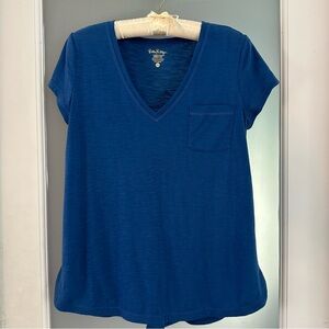 Lilly Pulitzer Luxtetic blue v-neck short sleeve top